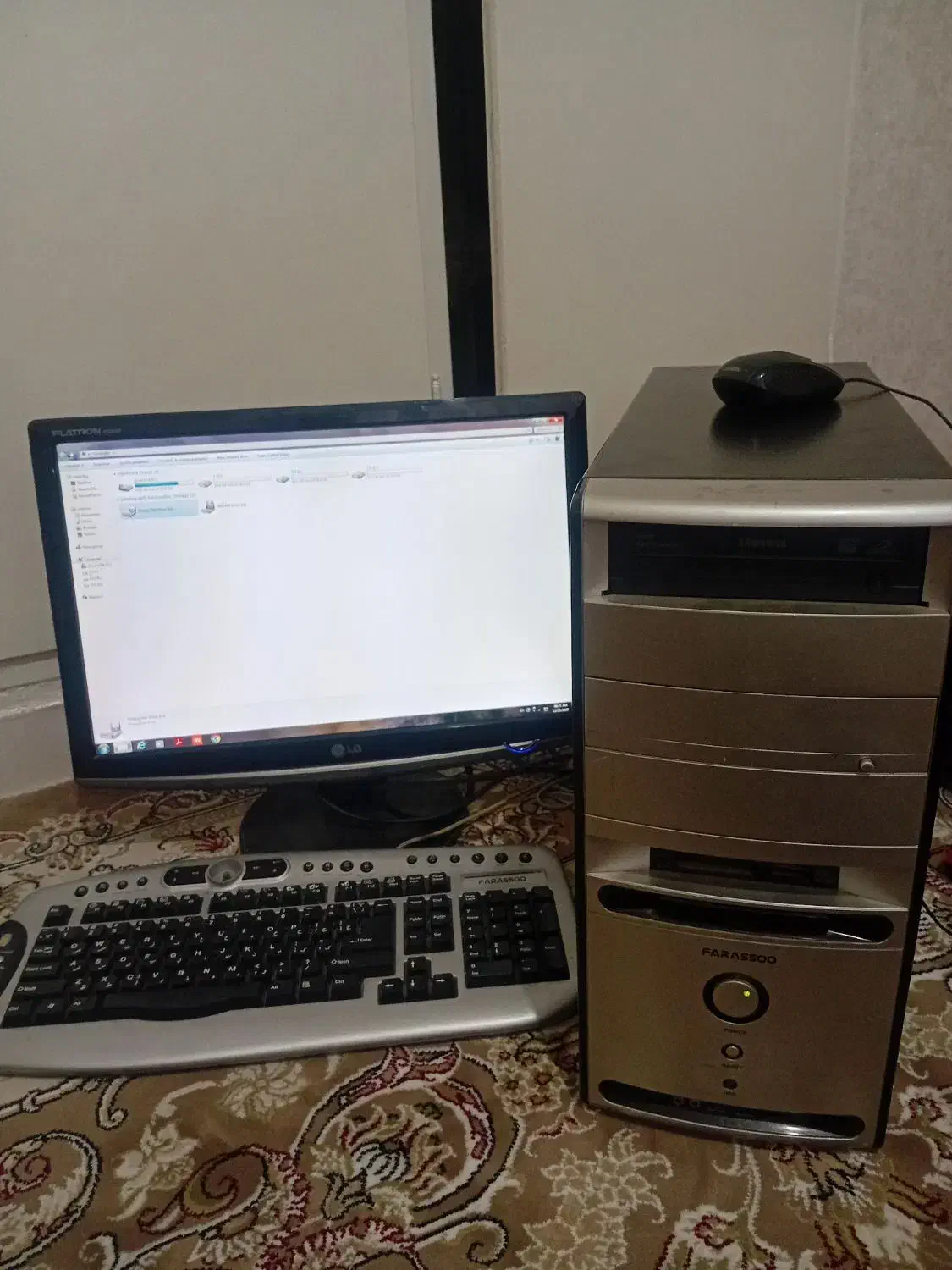 کامپیوتر رومیزی|رایانه رومیزی|اراک, |دیوار