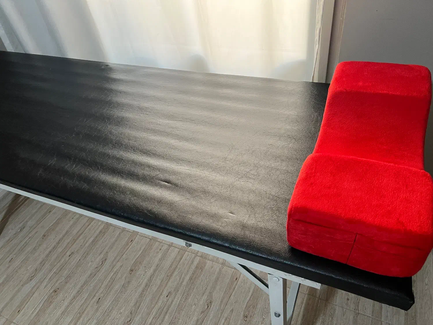 تخت مژه|آرایشگاه و سالن‌های زیبایی|شریف‌آباد, |دیوار