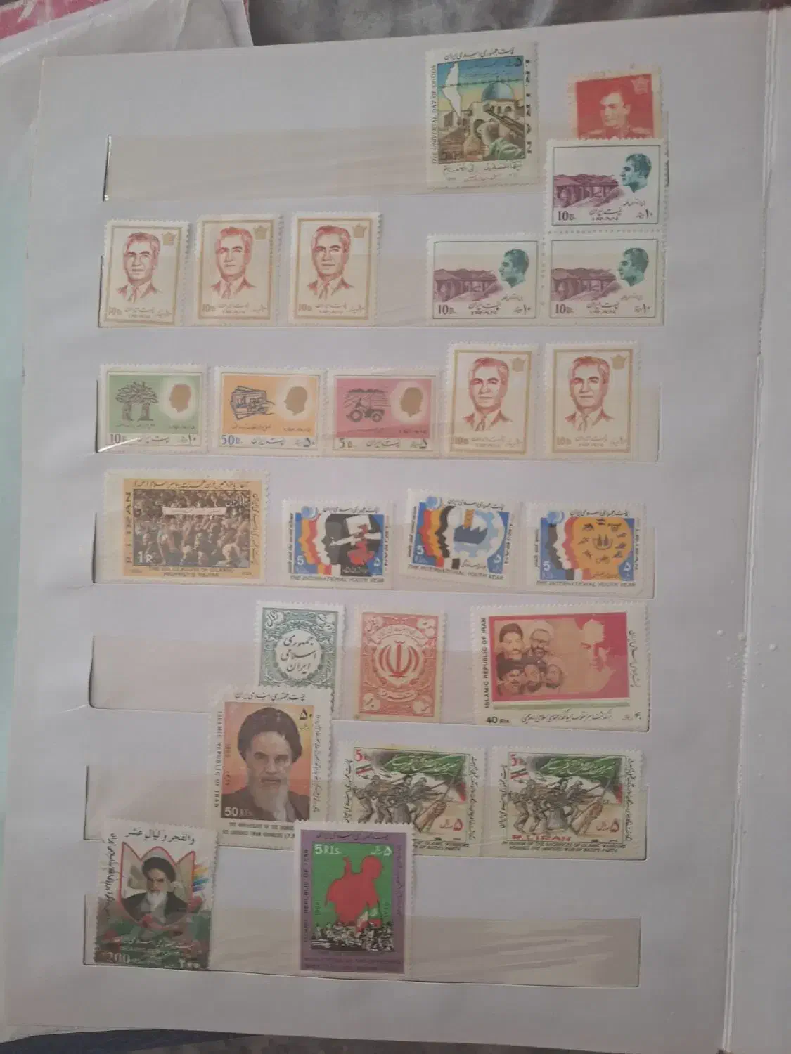 کلکسیون کوچک تمبر خارجی و ایرانی و اسکناس سری|کلکسیون سکه، تمبر، اسکناس|مشهد, احمدآباد|دیوار