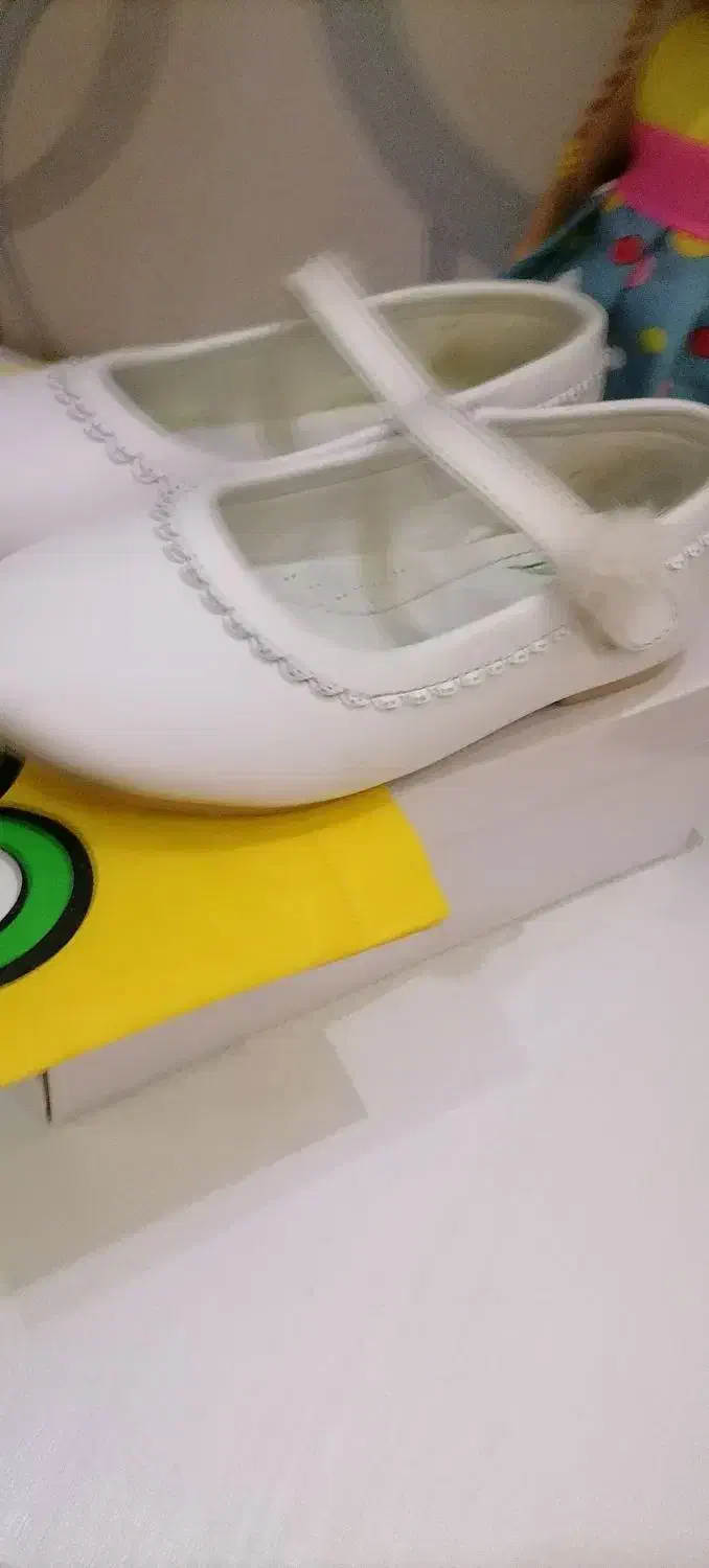 کفش دخترونه مجلسی|کفش و لباس بچه|تهران, بهار|دیوار