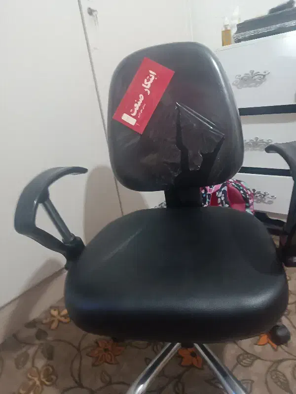 میز و صندلی چرخی درحدنو|مبلمان اداری|کرج, مطهری|دیوار