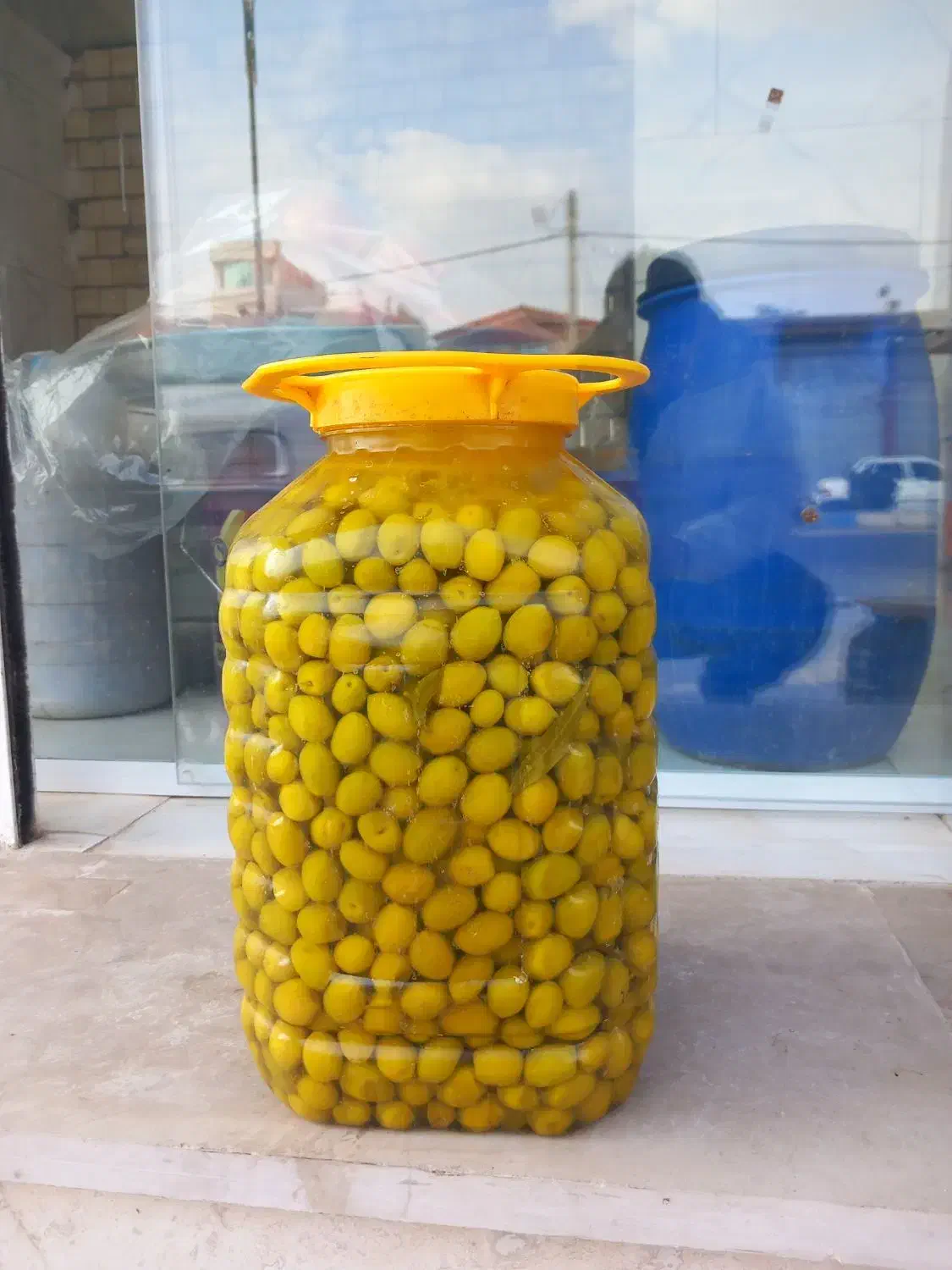 فروش انواع زیتون ، روغن زیتون ، رب انار و عسل طارم|خوردنی و آشامیدنی|تاکستان, |دیوار