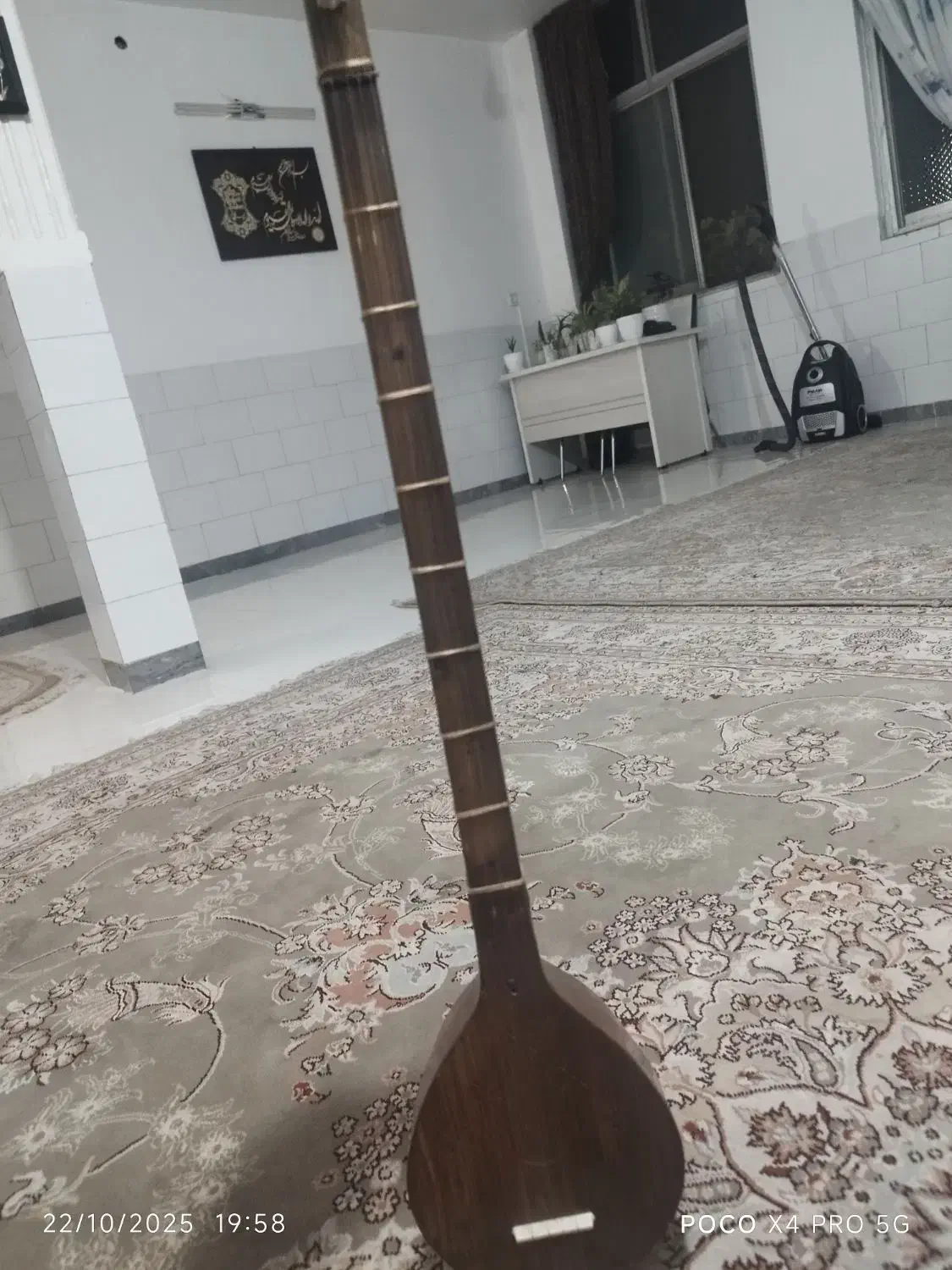 سه تار|سازهای سنتی|اراک, |دیوار