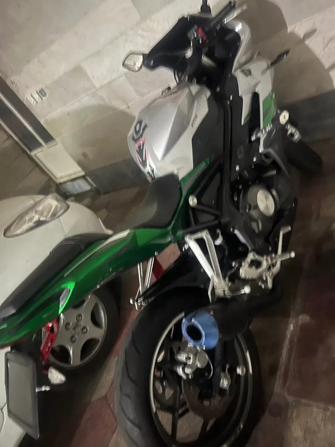 بنلی ریس ۳۰۰|موتورسیکلت|تهران, تهرانپارس جنوبی|دیوار