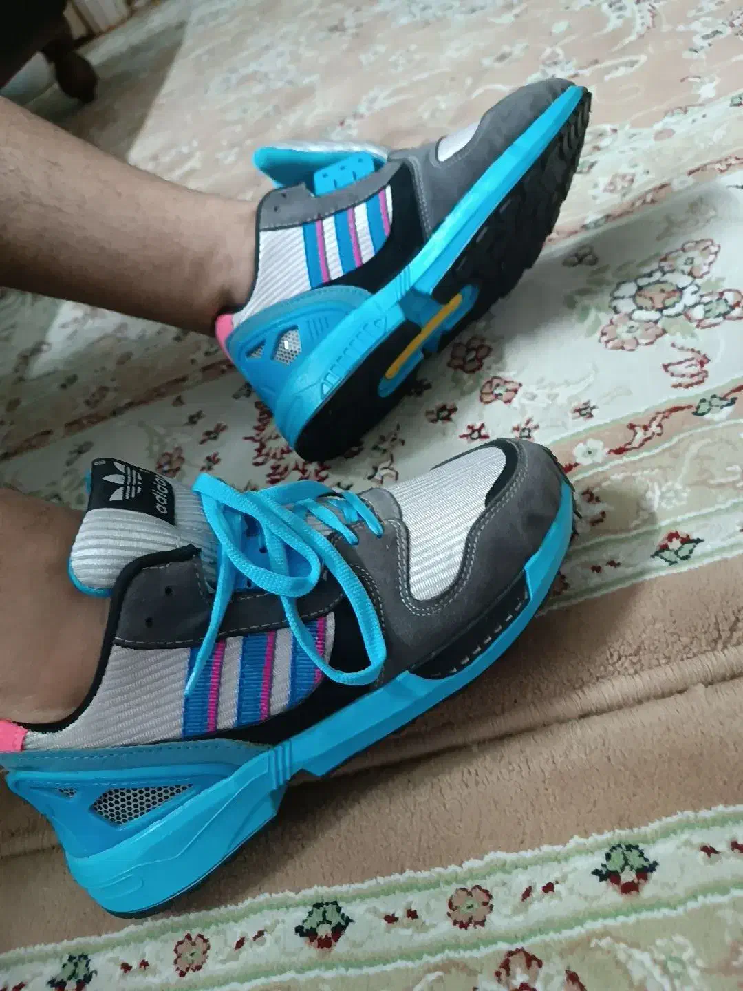 آدیداس آبی (۴۰.۴۱)|کیف، کفش، کمربند|گرمدره, |دیوار