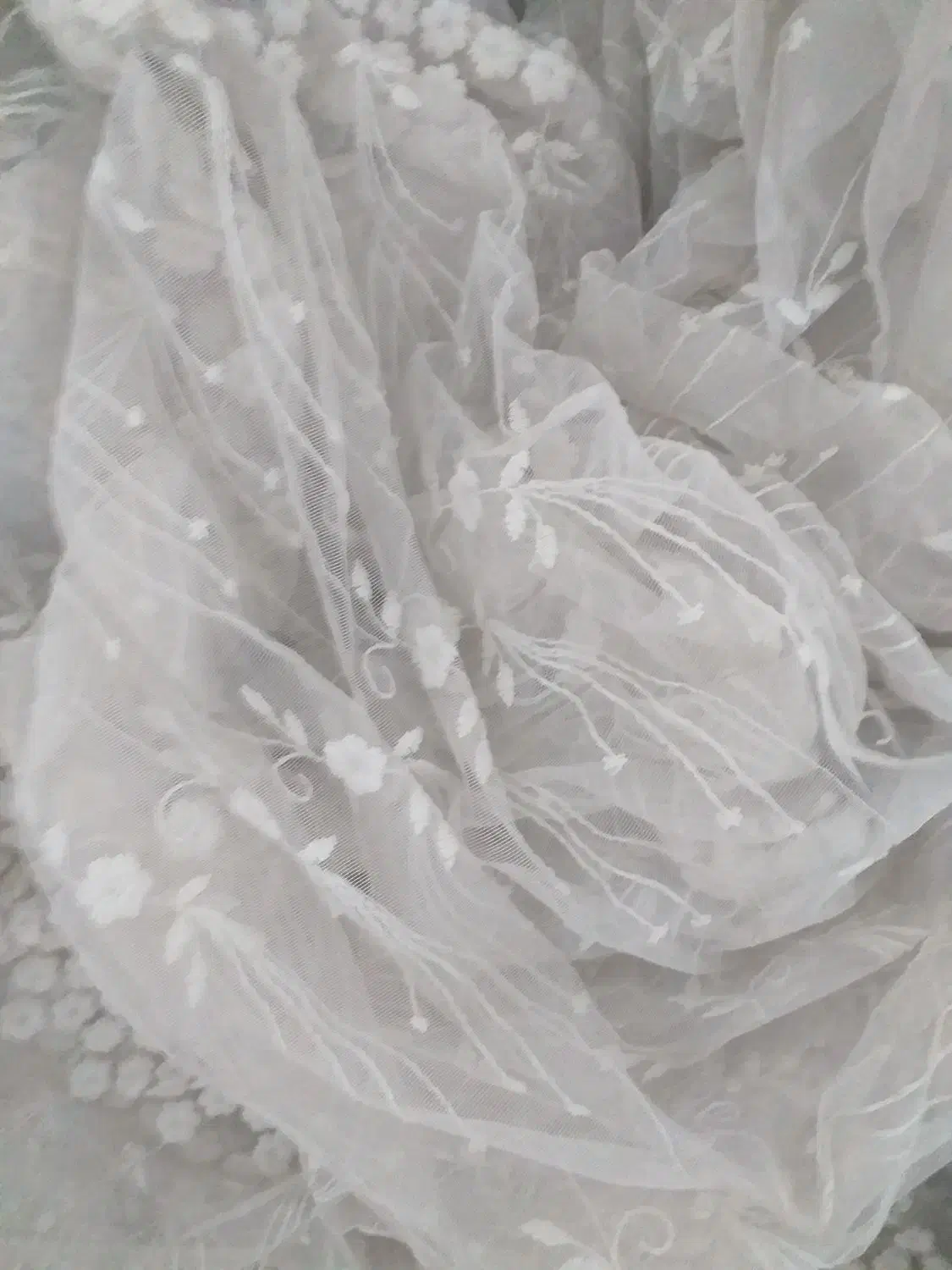 پرده به طول ۶متر کارکرده سالم|پرده، رانر، رومیزی|شاهینشهر, نسیم ۵|دیوار