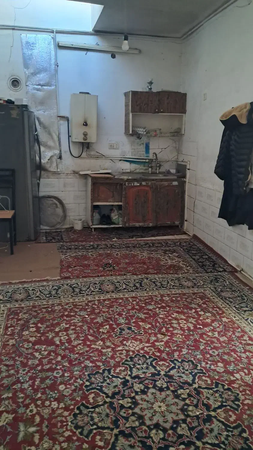 فروش فوری ویلایی خ نفت ۲۳۰متر ۲میلیارد سیصدمیلون|فروش خانه و ویلا|طاغنکوه, |دیوار