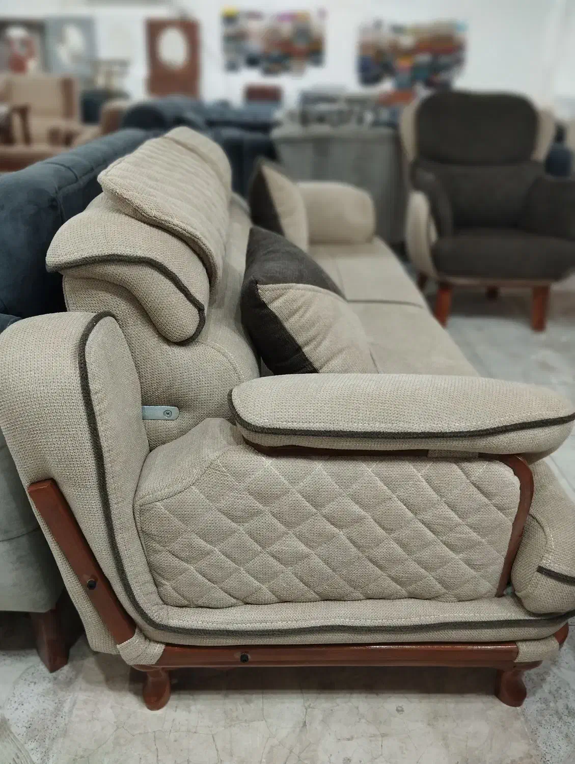 فابیکیو مبل چستر|مبلمان خانگی و میز عسلی|دزفول, |دیوار