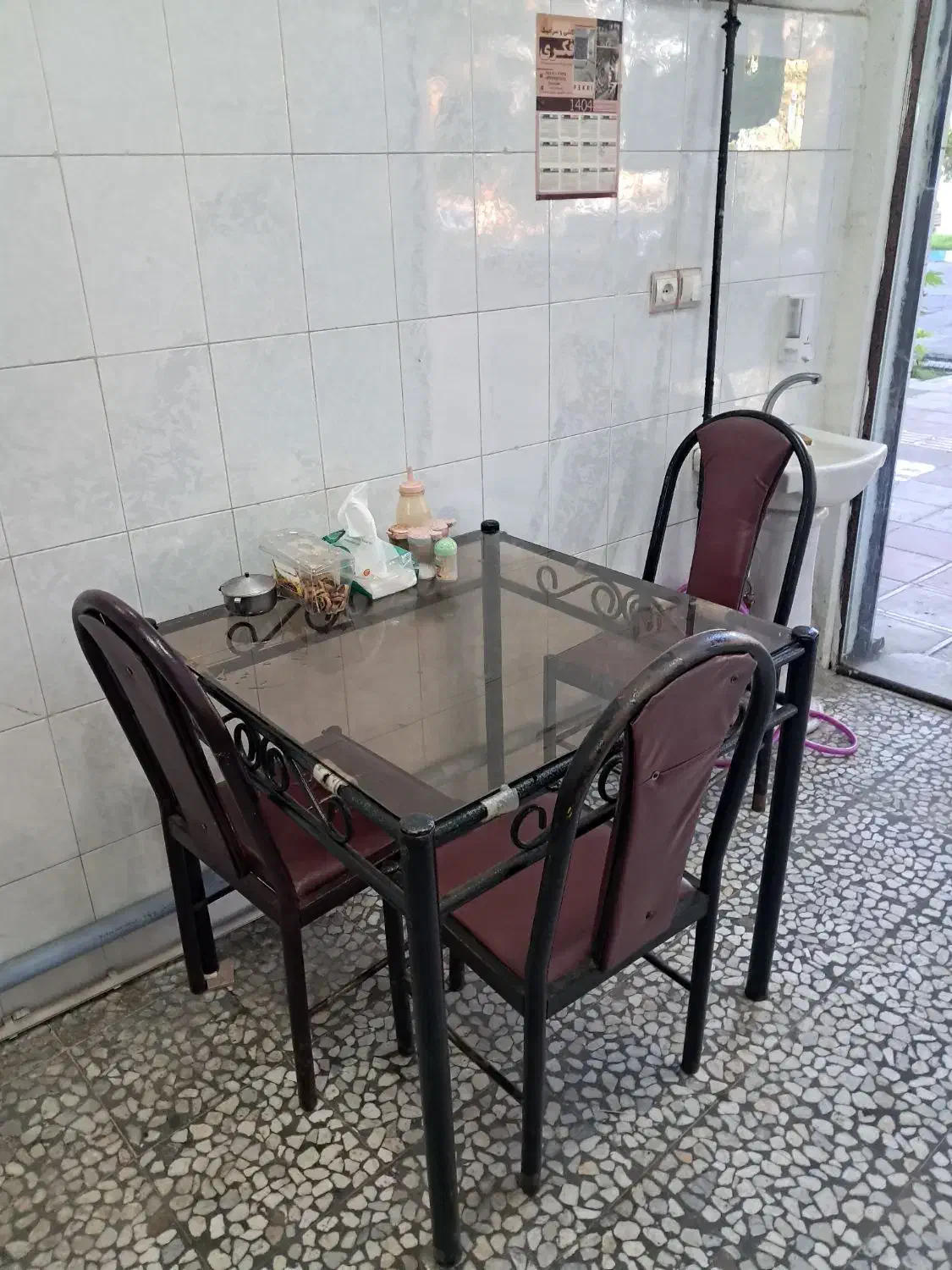 میز و صندلی غذاخوری|میز و صندلی غذاخوری|شفت, |دیوار