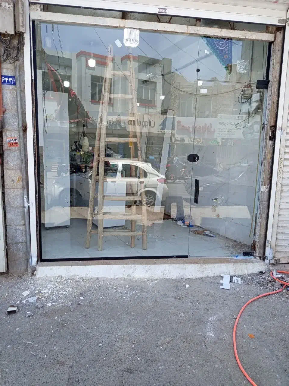 شیشه سکوریت دوست دوم ونو|خدمات پیشه و مهارت|مشهد, ثامن|دیوار