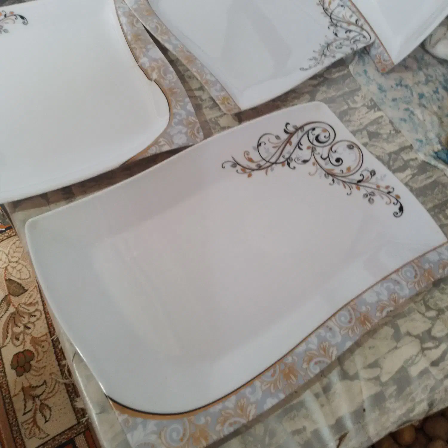 دیس وبشقاب|ظروف سرو و پذیرایی|لنگرود, |دیوار