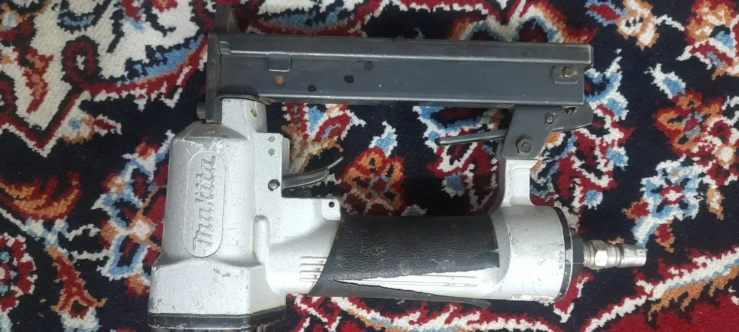 استپ میخ ومگنه|ابزارآلات|بومهن, |دیوار