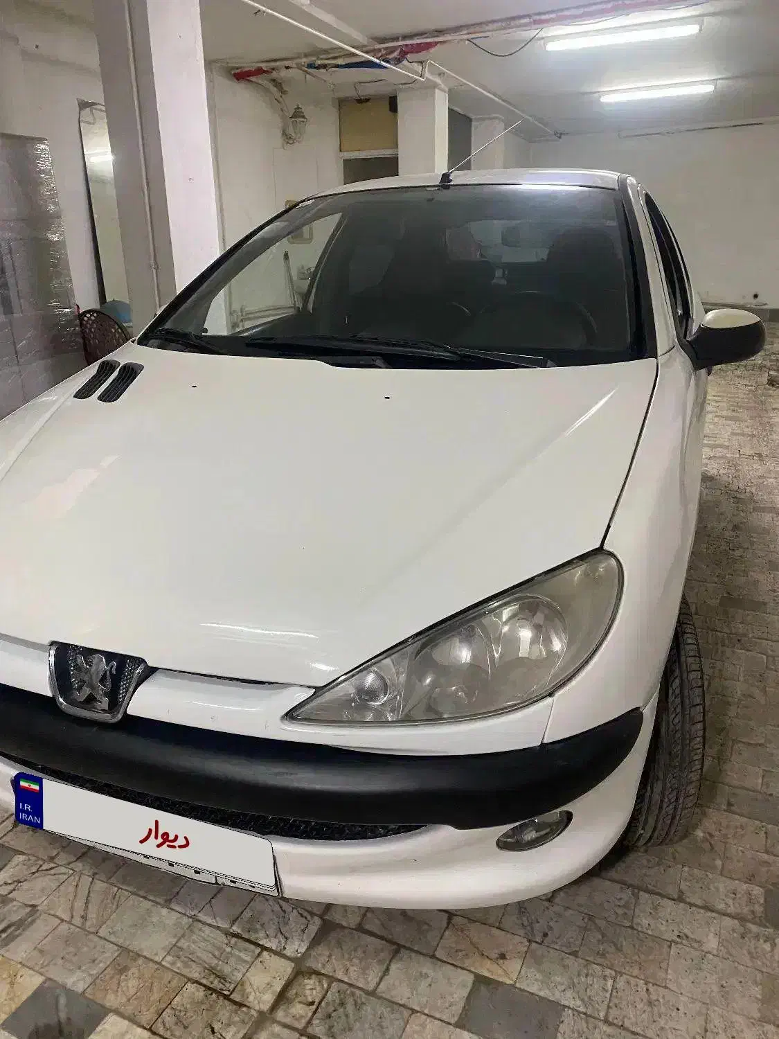 ۲۰۶ مدل ۸۸|خودرو سواری و وانت|رشت, نیروی دریایی|دیوار