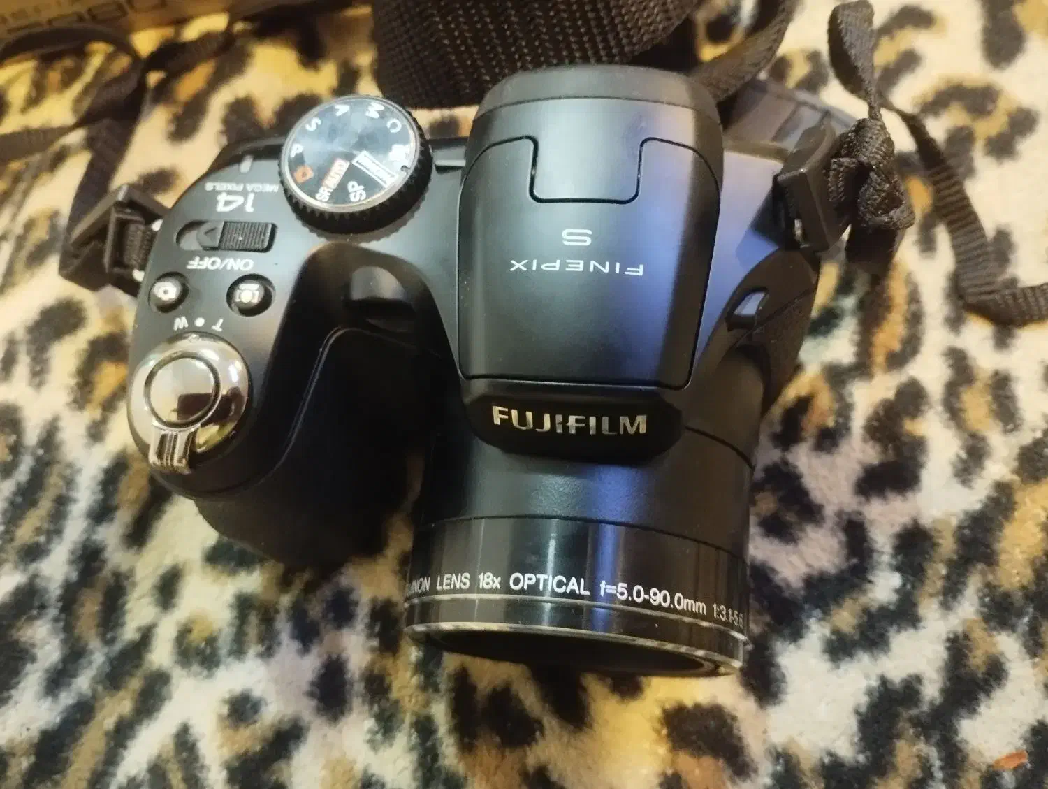 دوربین عکاسی دیجیتال فوجی ژاپنی کاملا نو|دوربین عکاسی و فیلمبرداری|آبادان, |دیوار