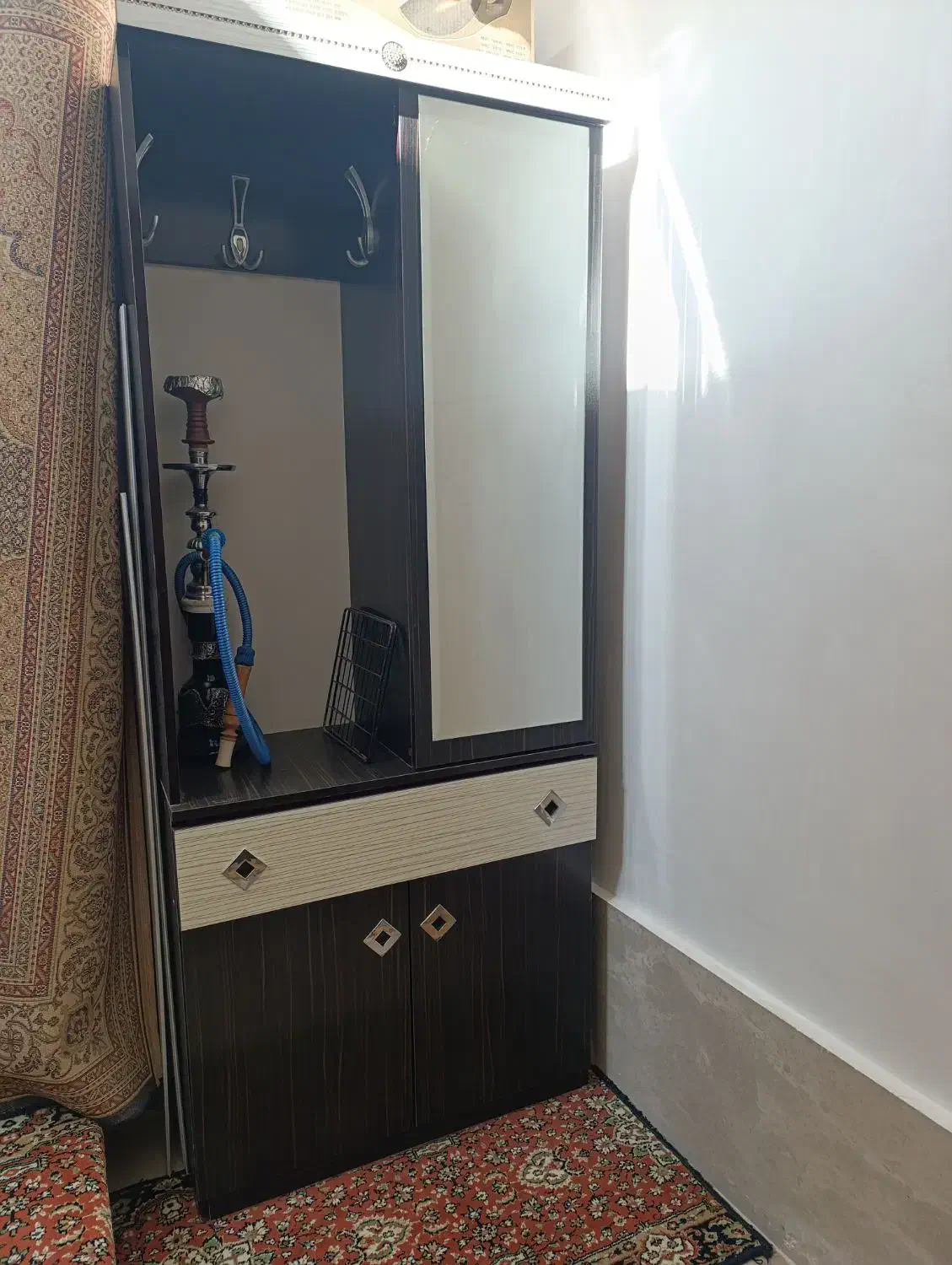 کمد یا جاکفشی و هم رخت آویز|جاکفشی، کمد، دراور|خوی, |دیوار