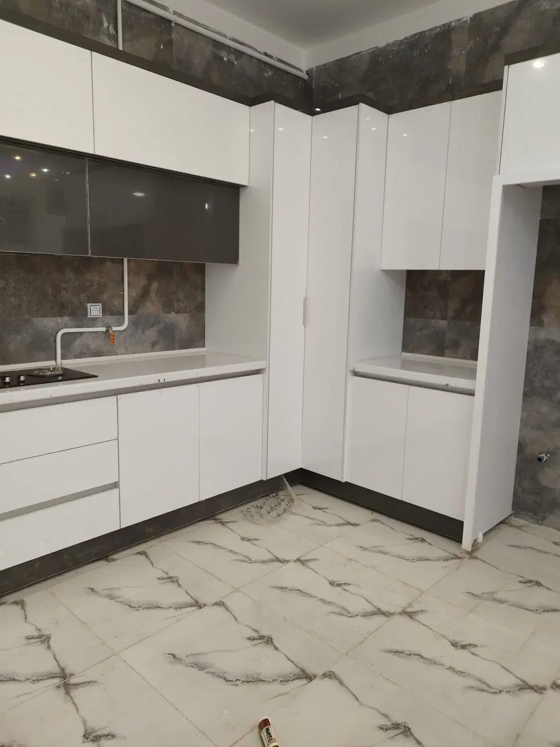 ساخت انواع کابینت|خدمات پیشه و مهارت|سیرجان, |دیوار