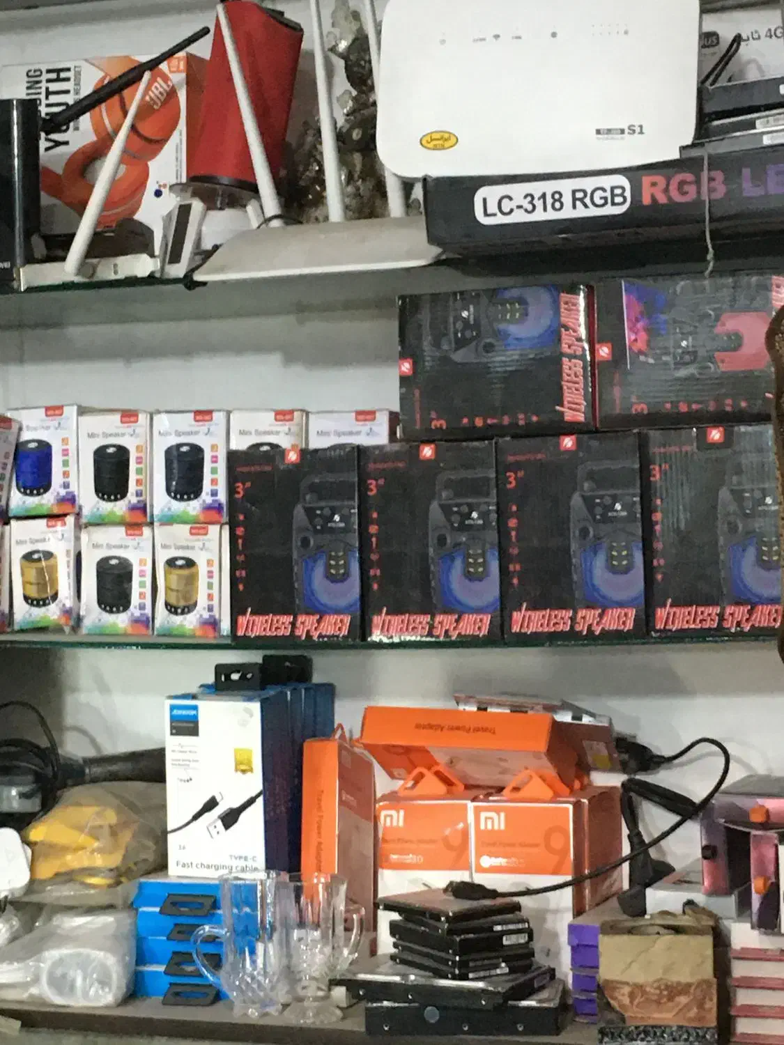 عمده اسپیکر و هدفون و کابل ودانگل و هندزفری مناسب|پخشکننده همراه|تهران, بازار|دیوار