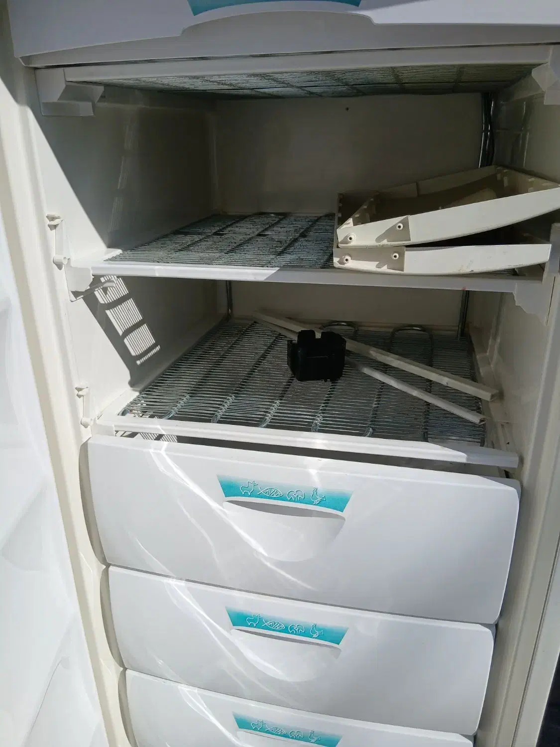 درب چوبی و یخچال فریزر|حراج|ساوه, |دیوار