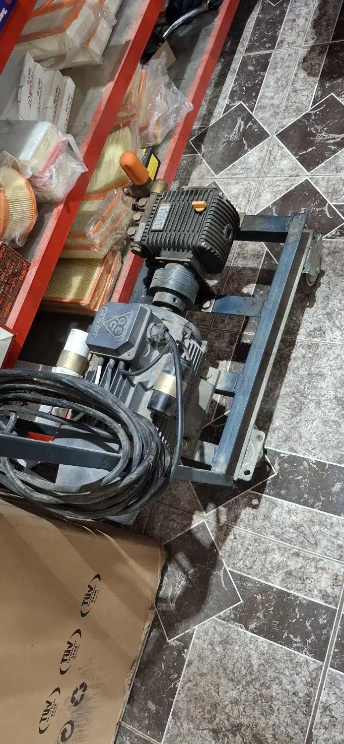 ک ا ر و ا ش|لوازم نظافت|پلدختر, |دیوار