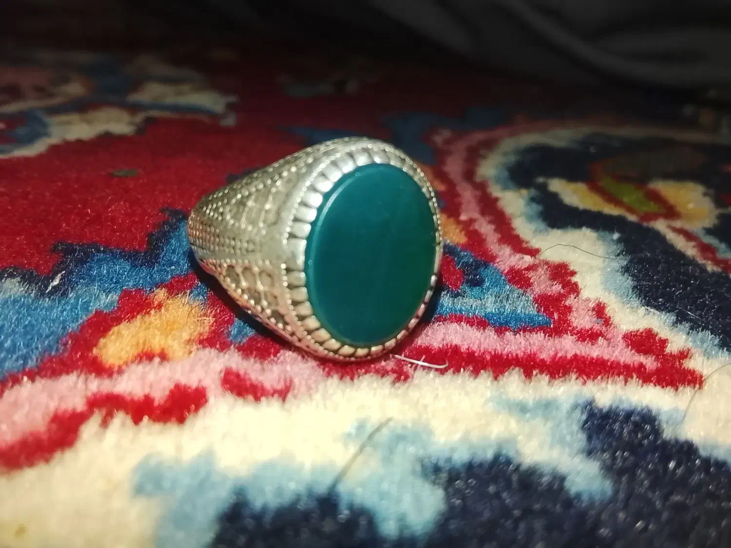 انگشتر|کلکسیون اشیاء عتیقه|شیراز, شیشه‌گری|دیوار