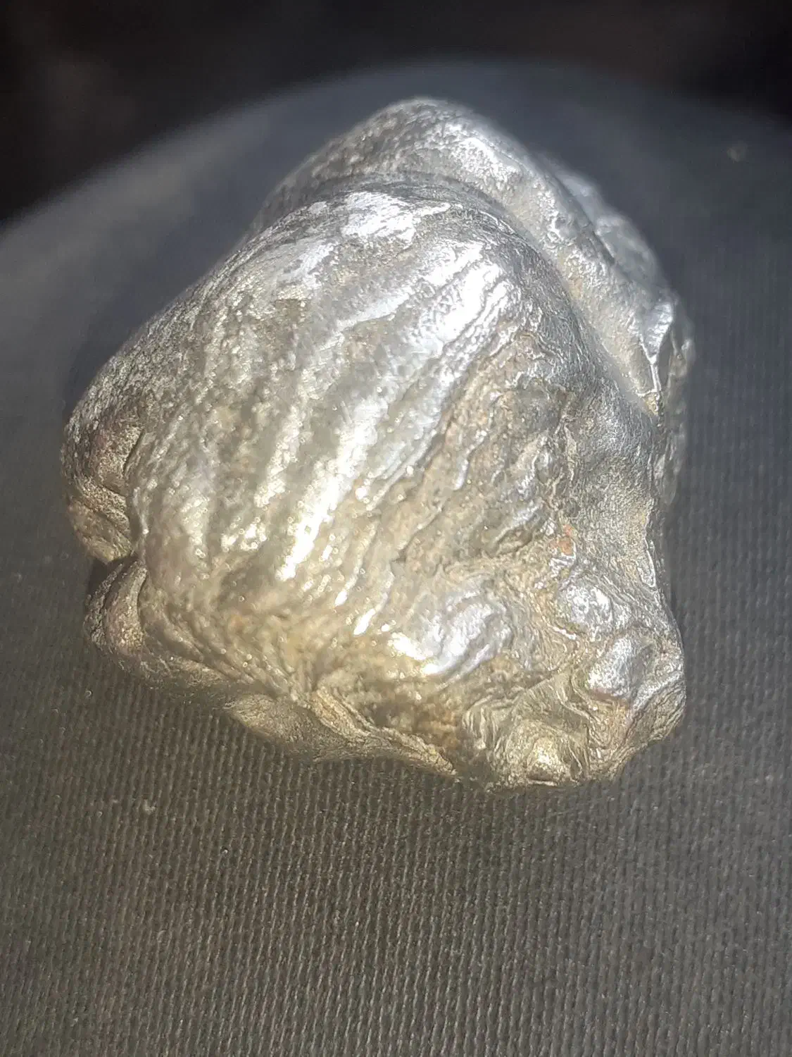 فلز رودیوم|جواهرات|خنداب, |دیوار