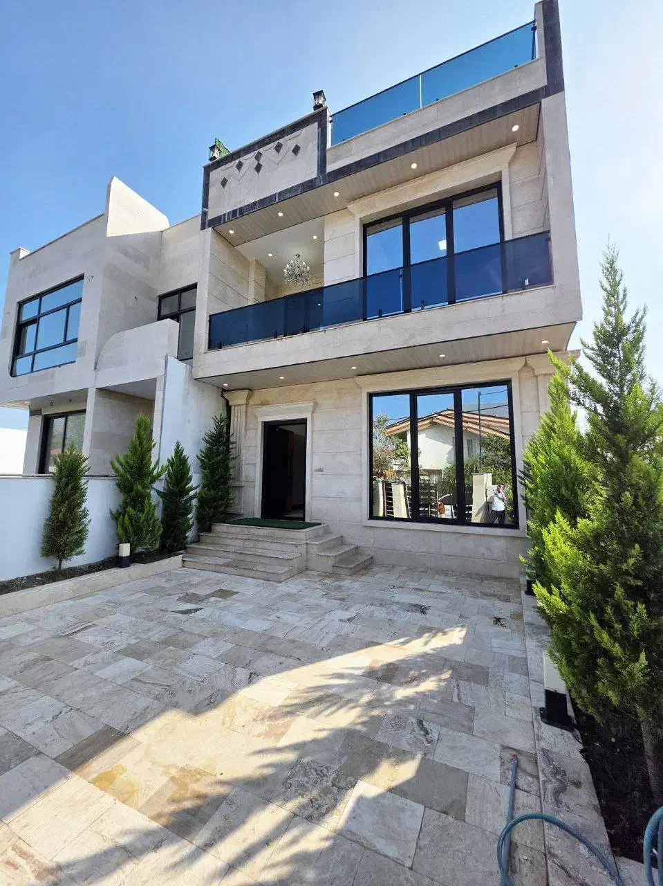 ویلا دوبلکس با روف