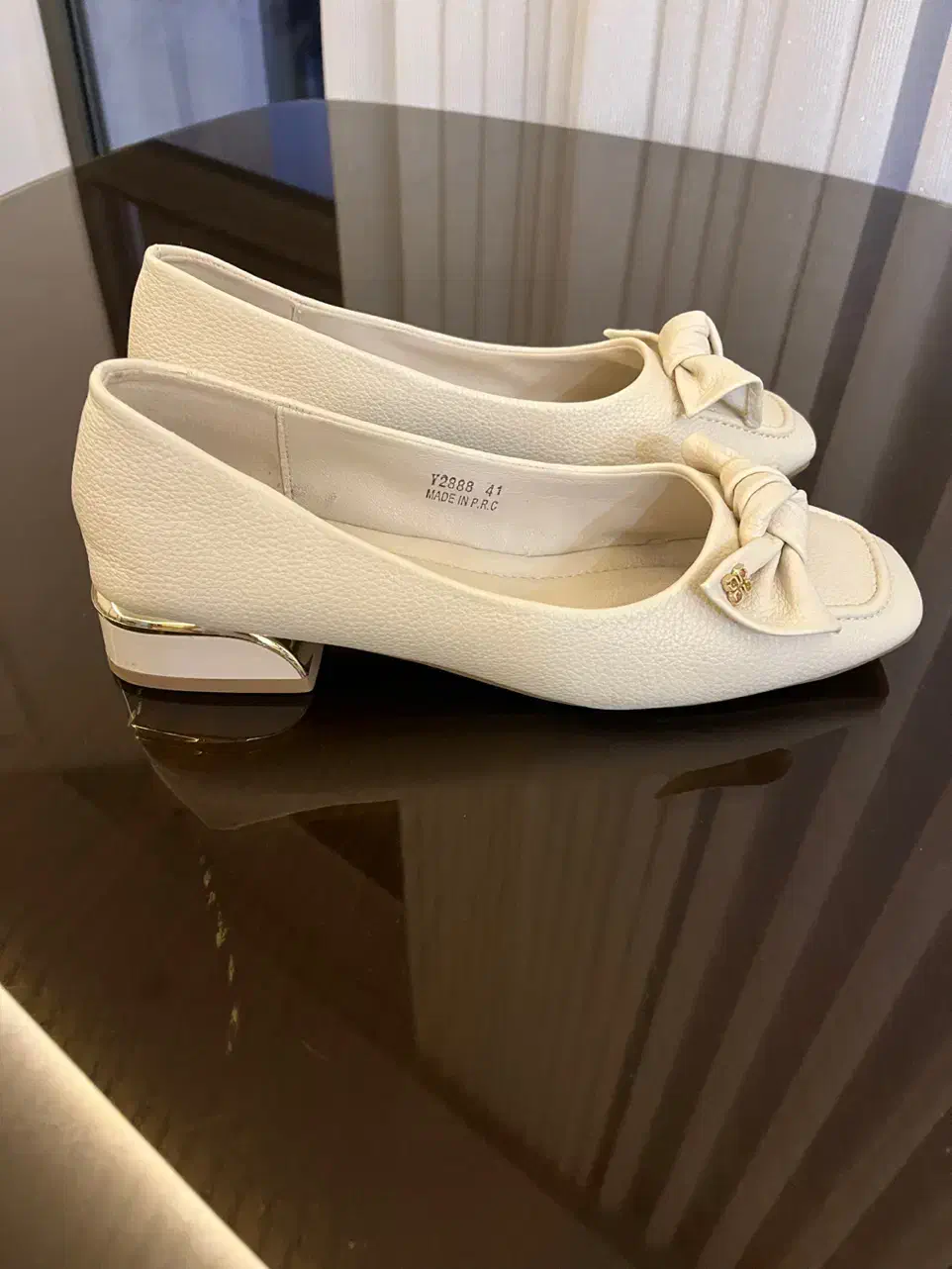 کفش چرم کرم سایز ۴۱|کیف، کفش، کمربند|مشهد, دانشجو|دیوار