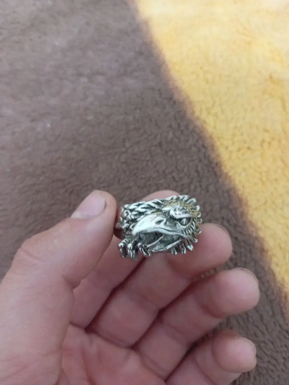 انگشتر|بدلیجات|باغ بهادران, |دیوار