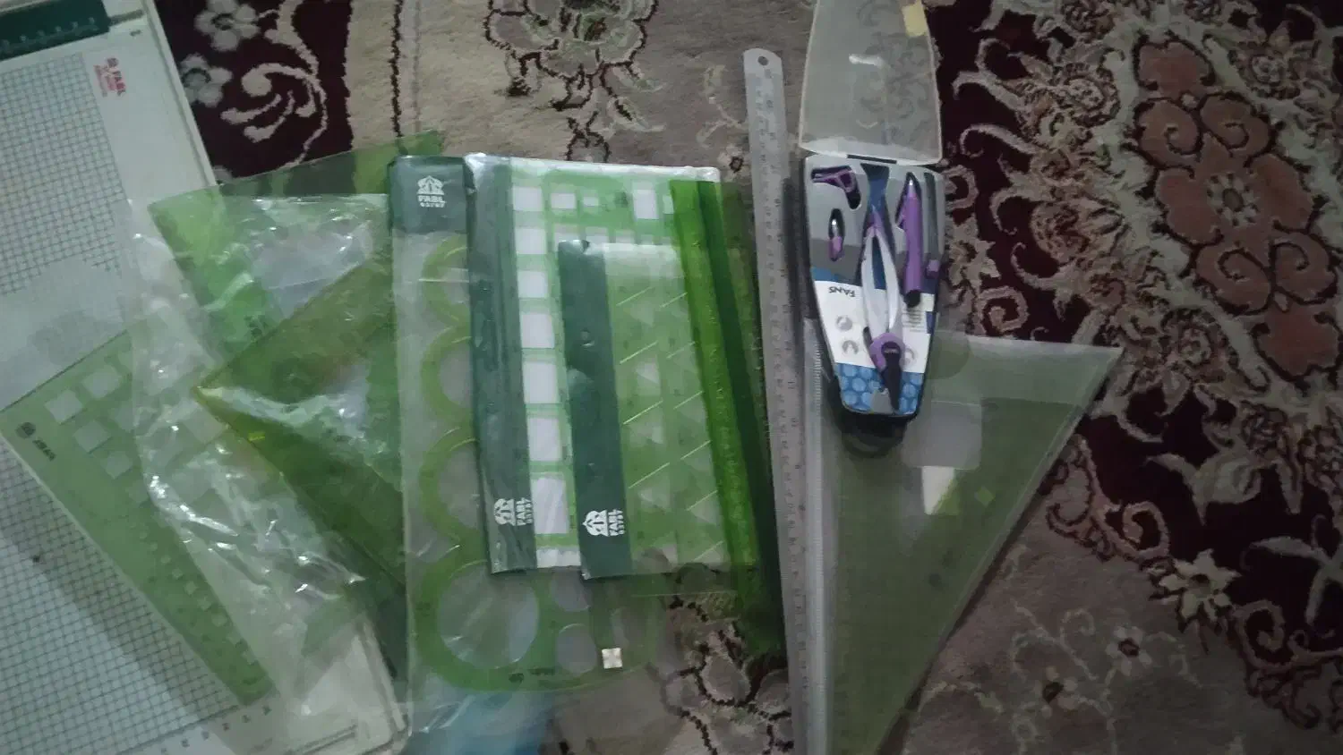 لوازم معماری|لوازم التحریر|قم, شهر قائم|دیوار