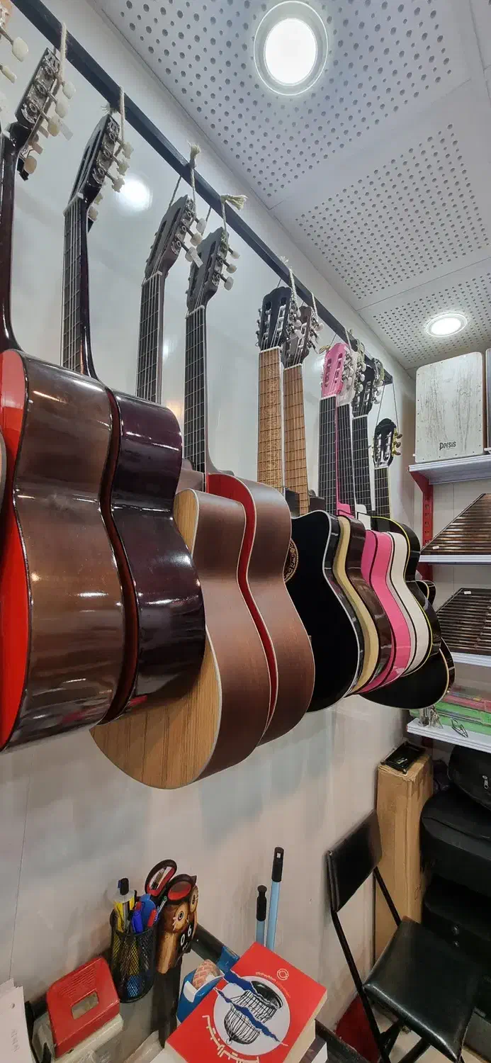 گیتار|گیتار، بیس، امپلیفایر|بروجرد, |دیوار