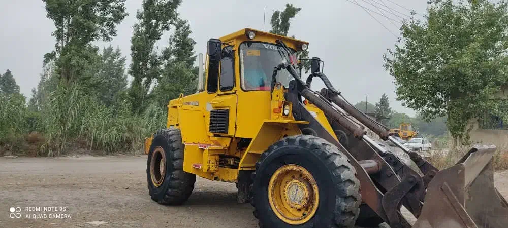 لودر ولوو۴۴۰۰ جفت پمپ|خودرو سنگین|اسلامشهر, چیچکلو|دیوار