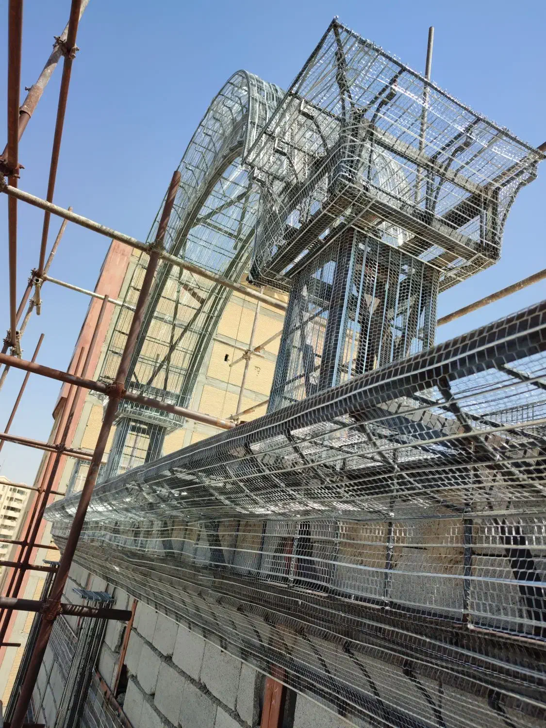 جوشکاری ساختمان و سوله .|خدمات پیشه و مهارت|تبریز, |دیوار