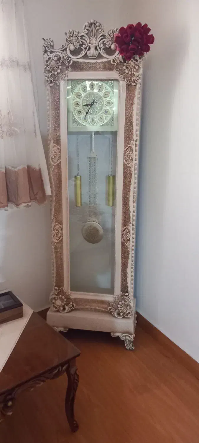 ساعت|ساعت دیواری و تزئینی|قروه, |دیوار