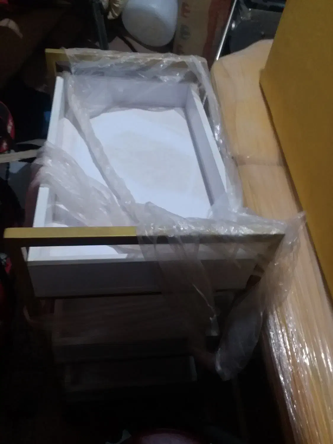 فروش تخت و وسایل فشیال|آرایشگاه و سالنهای زیبایی|چمران, |دیوار