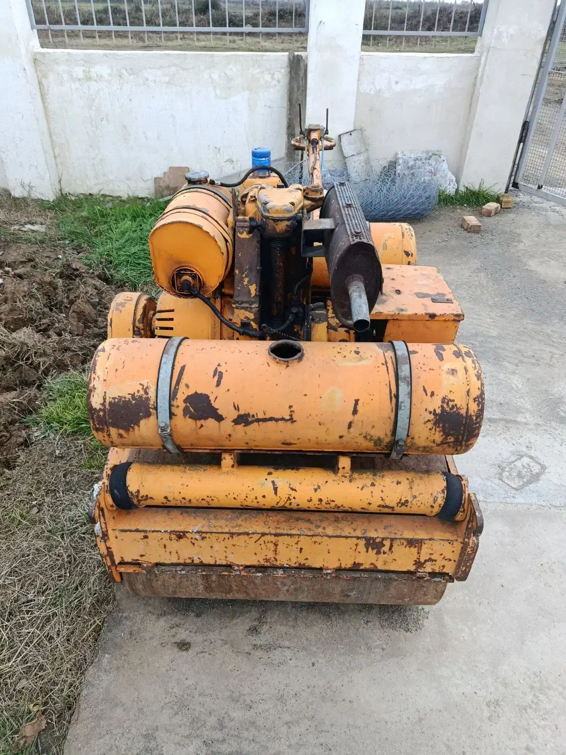 غلطک دستی BOMAG|خودرو سنگین|رشت, کوی حسینی|دیوار