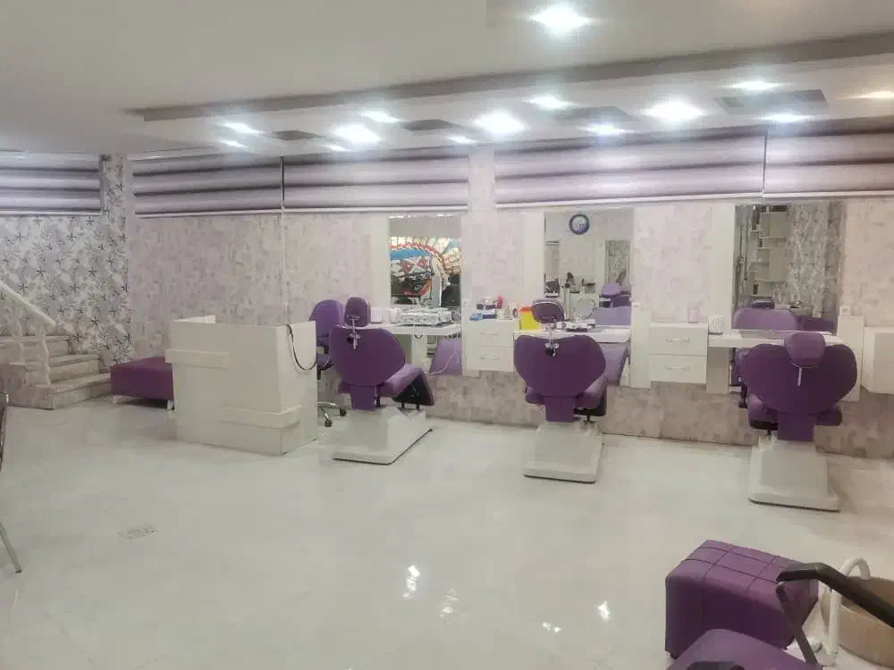 اجاره دوطبقه آرایشگاه زنانه در محدوده بلوارپارک|اجارهٔ دفتر کار، اتاق اداری، مطب|ملایر, |دیوار