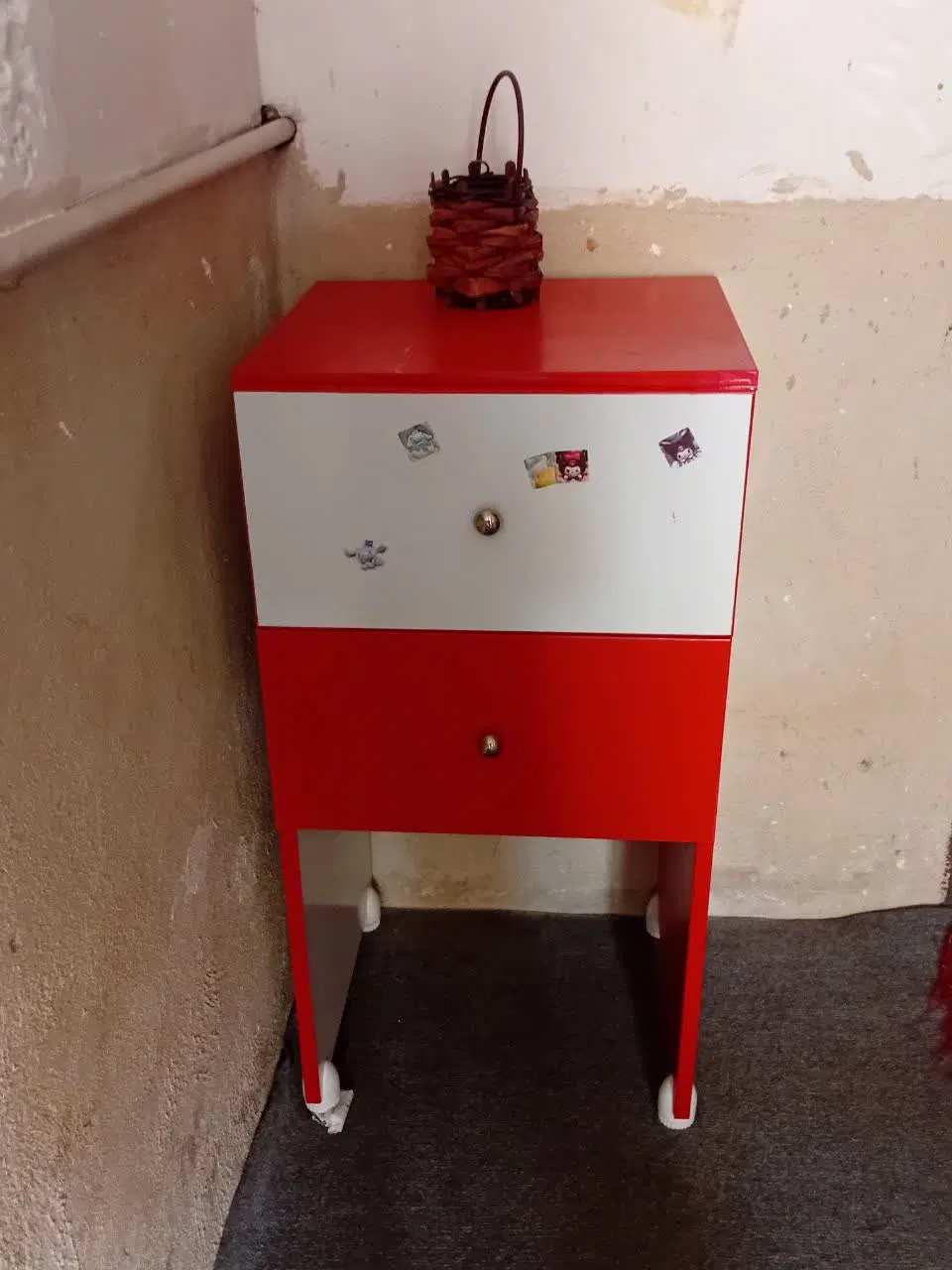 میز|جاکفشی، کمد، دراور|کازرون, |دیوار
