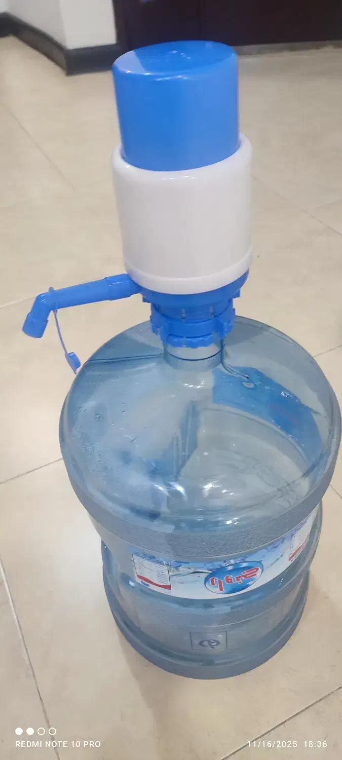 گالن آب|ظروف نگهدارنده، پلاستیکی، یک‌بارمصرف|کیش, |دیوار