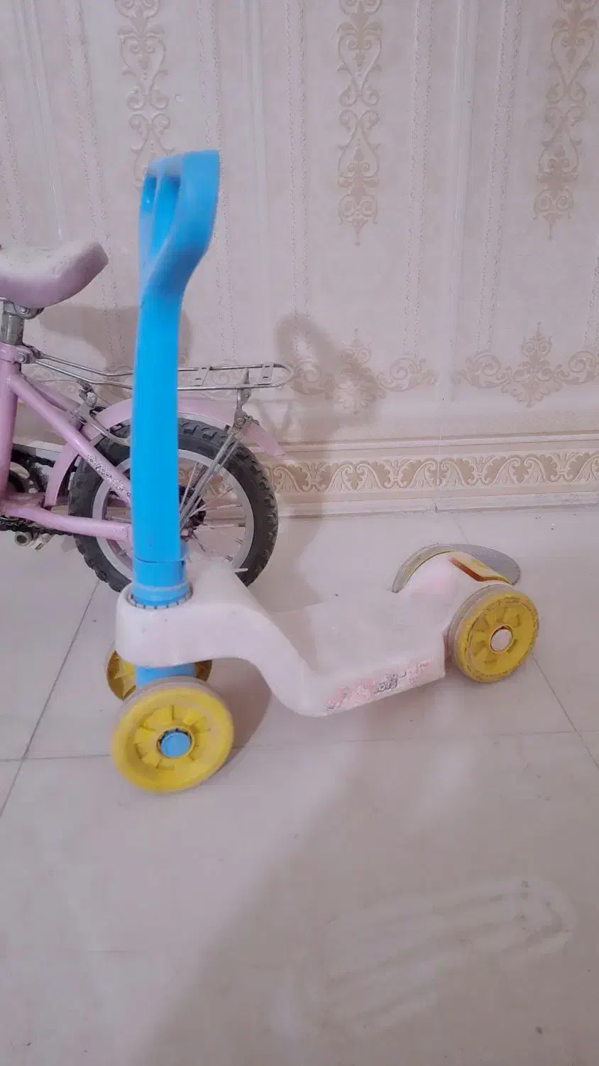 ماشین چهارچرخ و اسکوتر باهم۵۰۰|اسباب‌‌بازی|ورامین, ورامین|دیوار