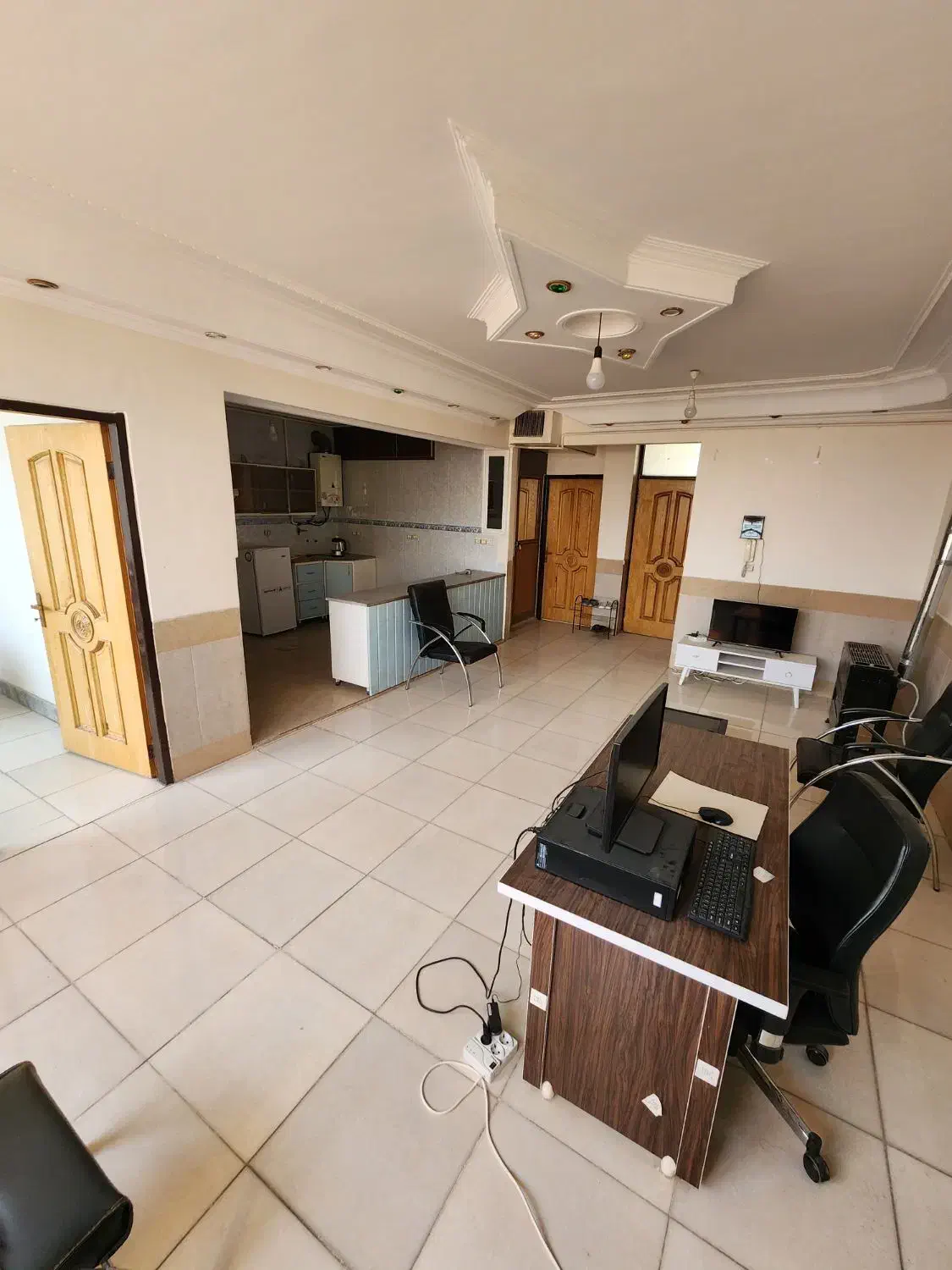 تجاری|اجارهٔ دفتر کار، اتاق اداری، مطب|فولادشهر, B2|دیوار