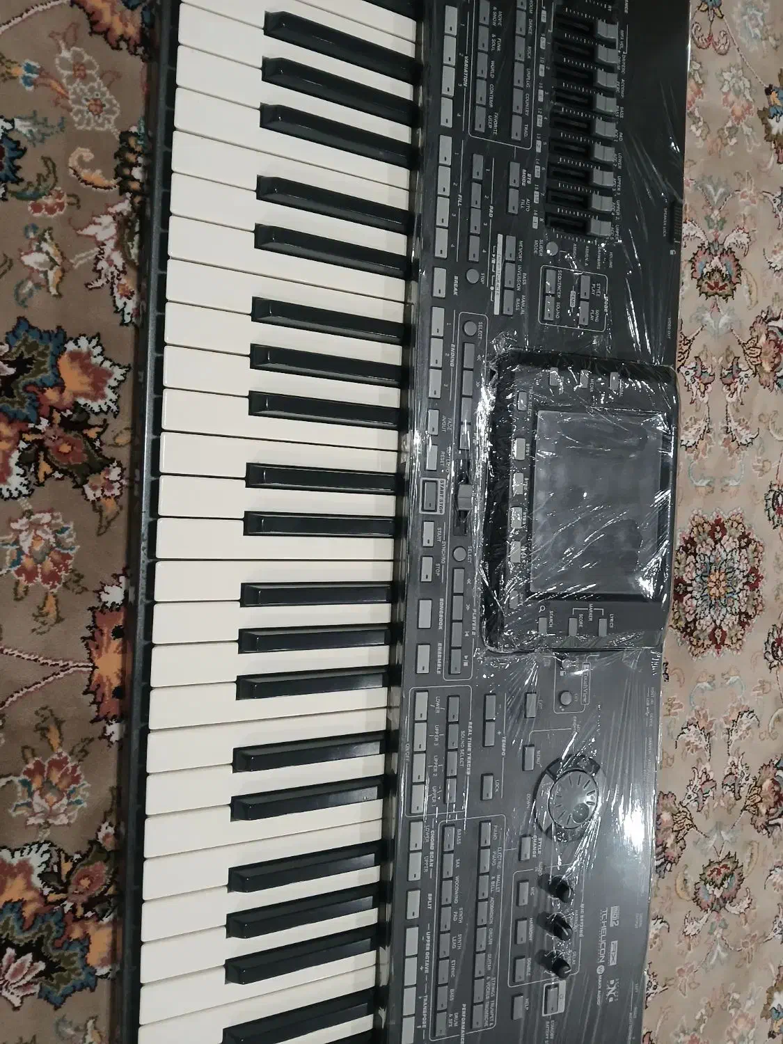 pa3  6اکتاو|پیانو، کیبورد، آکاردئون|بانه, |دیوار