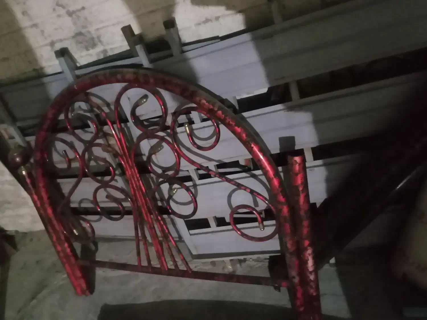 هود|هود|شیراز, دشت چنار|دیوار