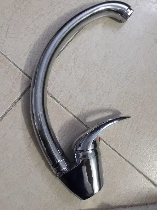 شیر آشپزخانه و کفش کار (ایمنی)شماره ۴۳|لوازم سرویس بهداشتی|بروجرد, |دیوار