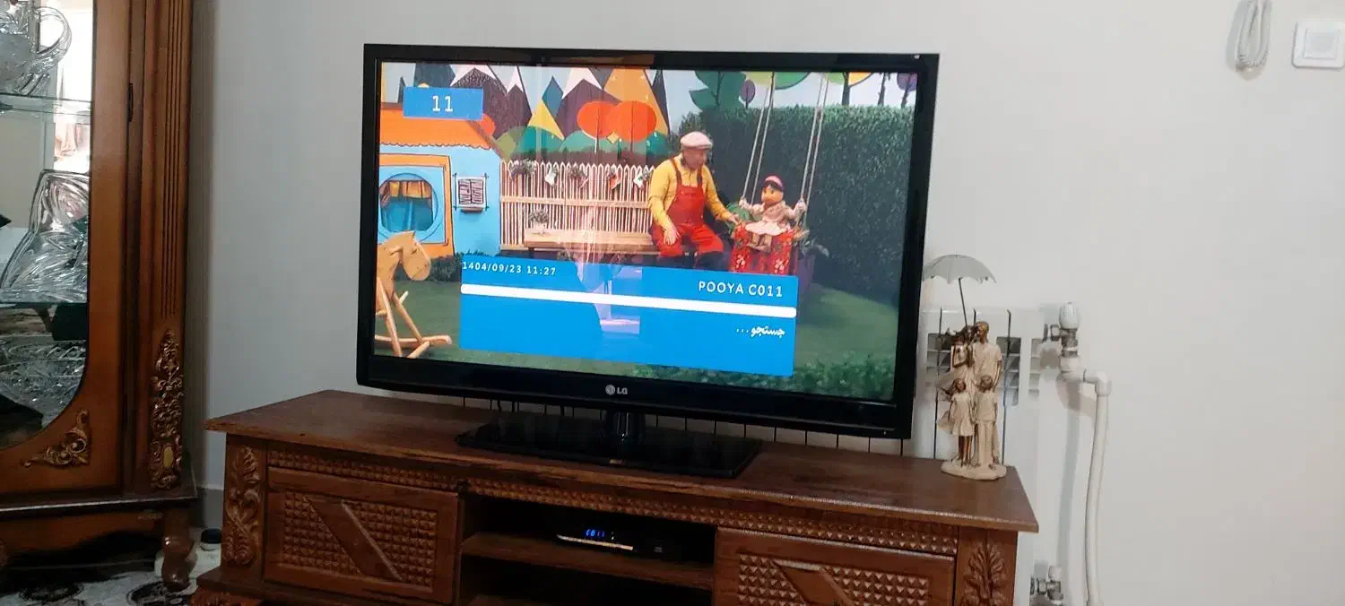فروش تلوزیون رنگی ۴۳ اینچ ال جی ودستگاه دیجیتال|تلویزیون و پروژکتور|اندیشه, شهرک کوثر|دیوار