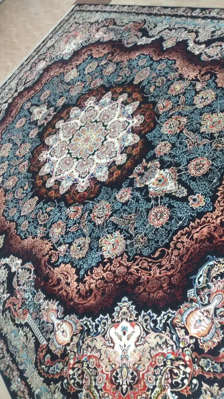 فرش ماشینی ۷۰۰شانه|فرش|کردکوی, |دیوار