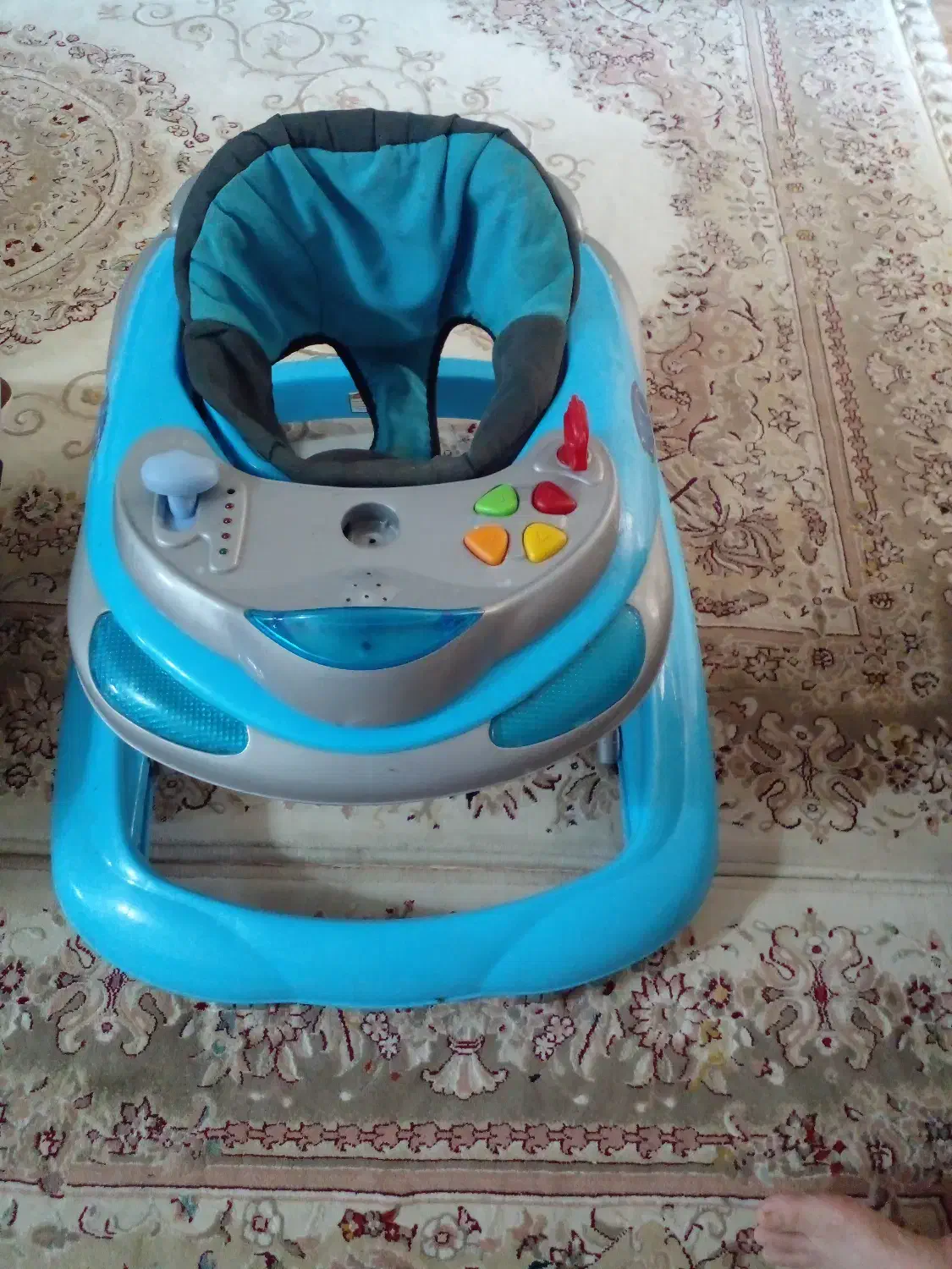 لوازم کودک|کالسکه و لوازم جانبی|صومعه‌سرا, |دیوار