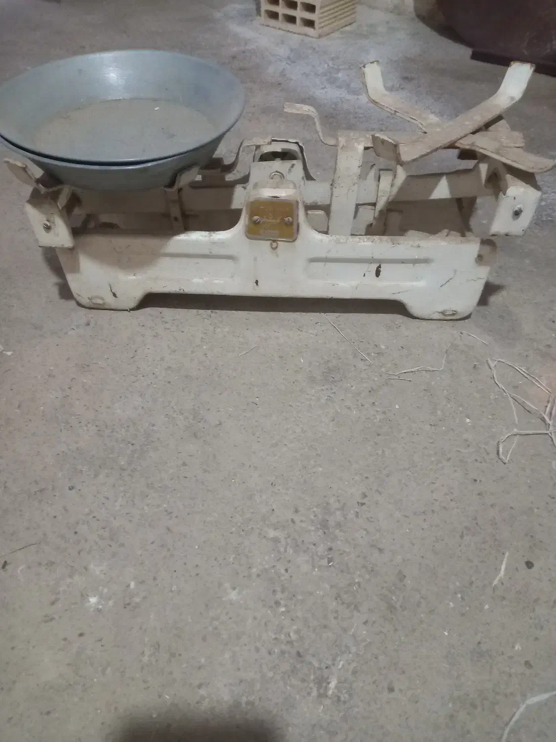 ترازو|ابزارآلات|جوانرود, |دیوار