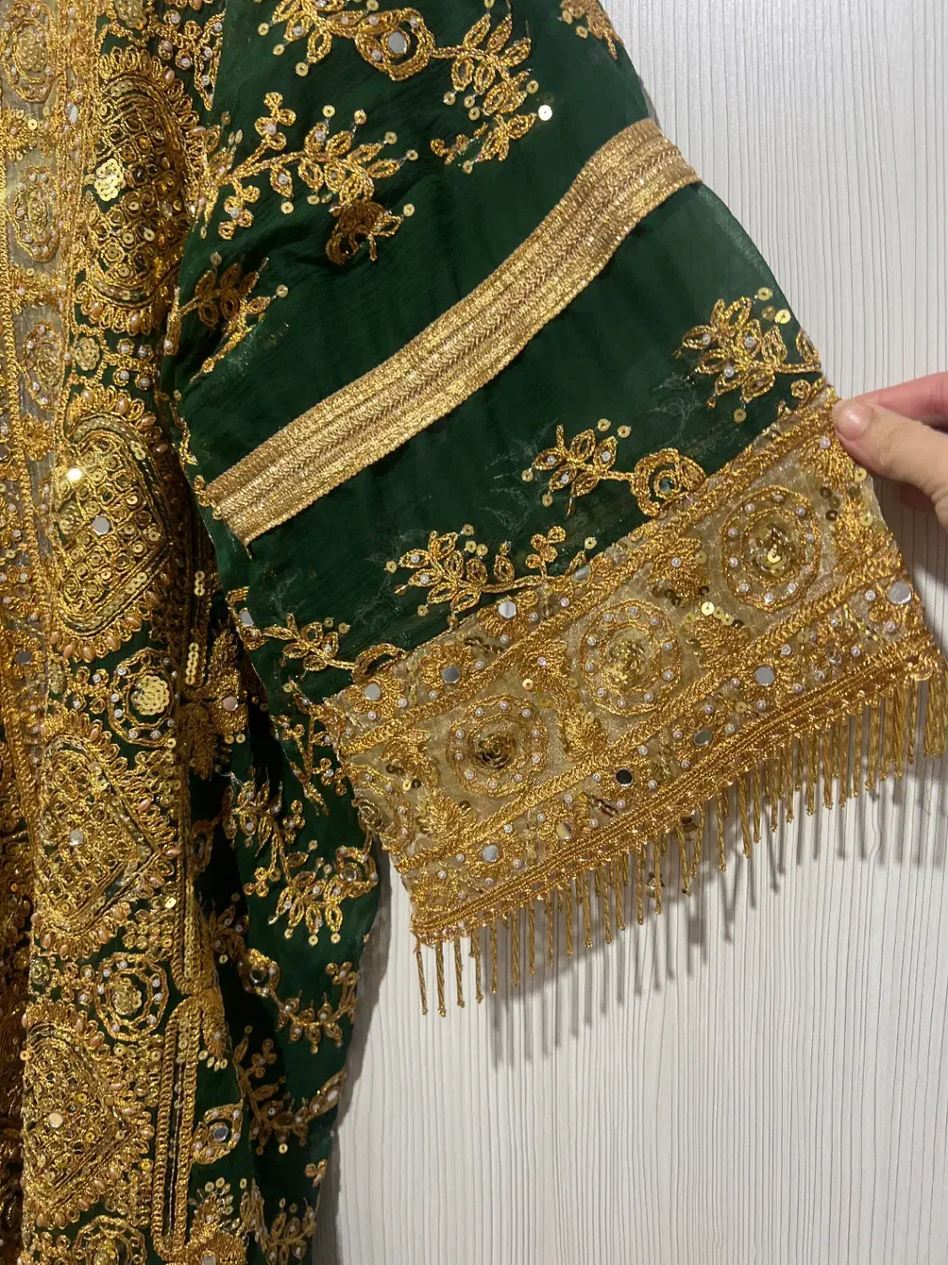 کفتان مجلسی|لباس|رامشیر, |دیوار