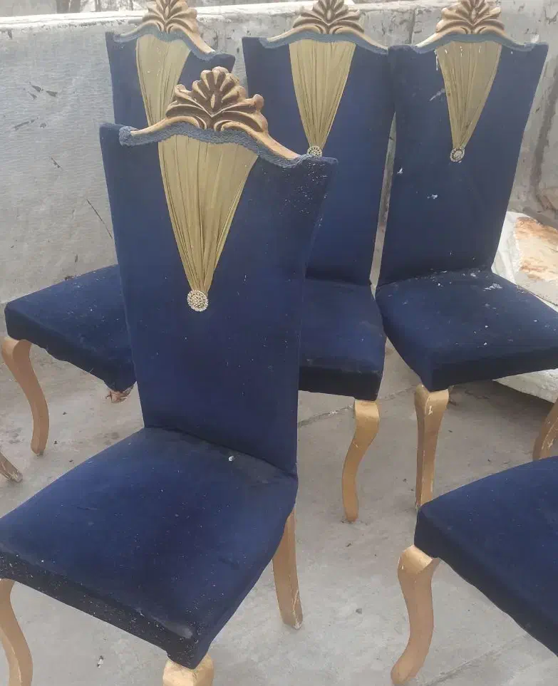 6 عدد صندلی 3تا شون 3 تا پایه دارند 3تاشون 4پایه|میز و صندلی غذاخوری|دورود, |دیوار