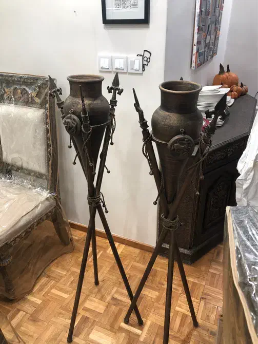 گلدان سفالی و استند فرفورژه|صنایع دستی و سایر لوازم تزئینی|تهران, قزل قلعه|دیوار